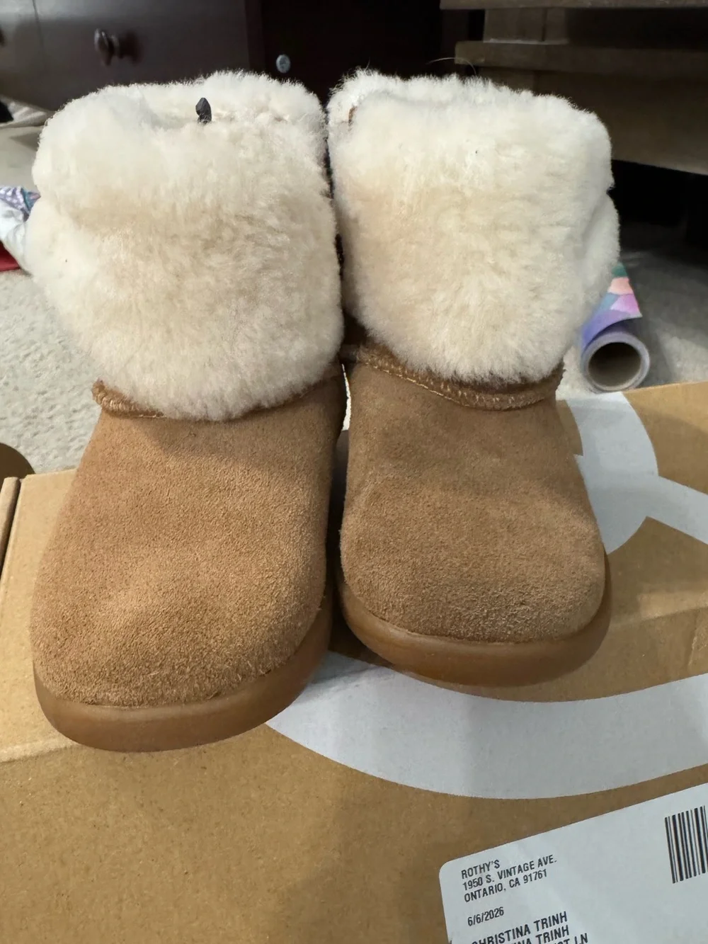 UGG Kids Chestnut Suede Shearling Booties with Cream Cuff